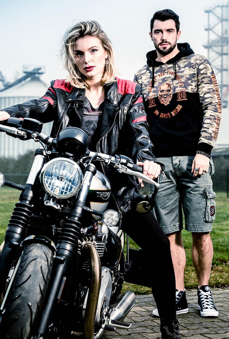 Shop online store abbigliamento contrassegno