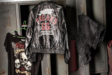 Solo per veri Bikers! / Il rombo della ribellione parte dal tuo look!