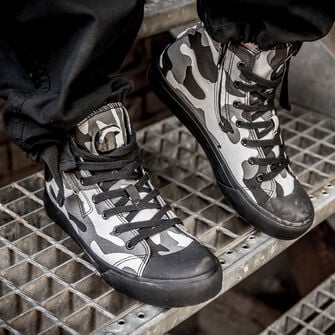 Sneakers / Scopri ora!