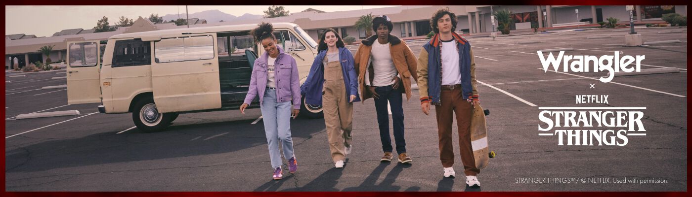 Wrangler ti riporta a Hawkins. / Rivivi l'iconico stile Anni '80 con questa collezione. / Scopri ora!